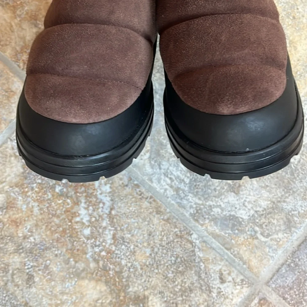 UGG color burnt
